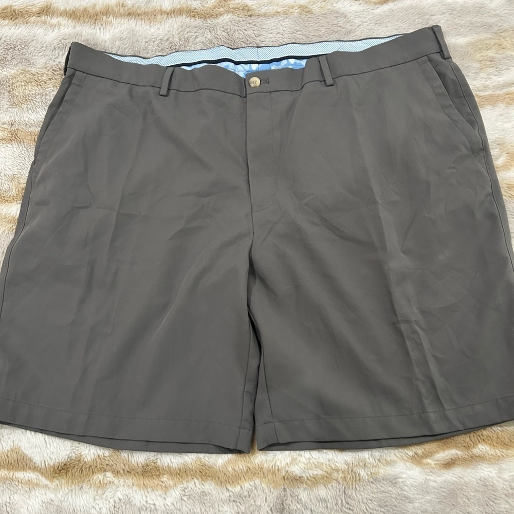 Peter Millar Salem Performance Short in smoke gray size 44